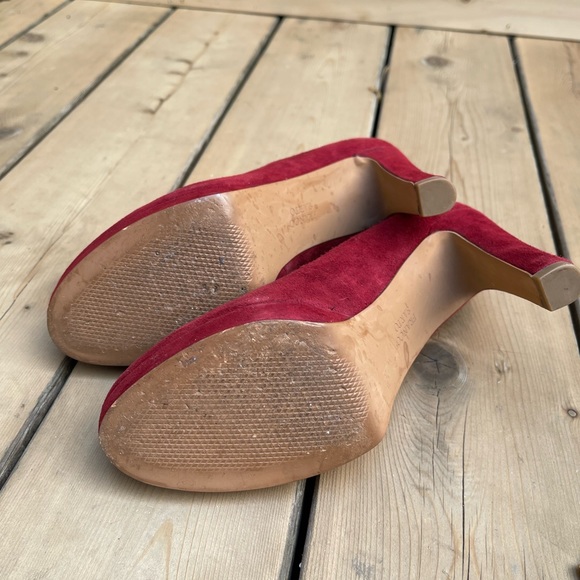 Franco Sarto Suede Heels size 8 - Picture 5 of 6